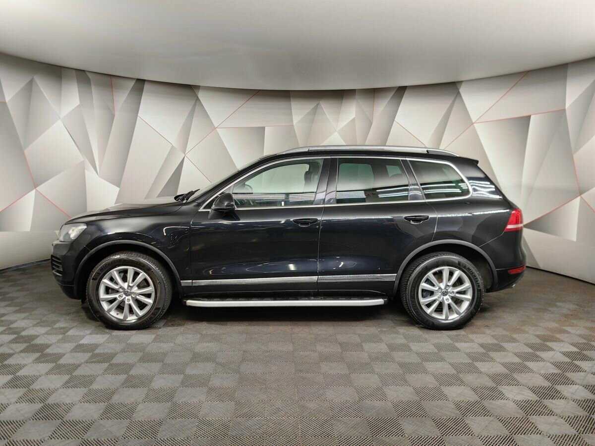 Volkswagen Touareg с пробегом — 2013 год. Фото: #4