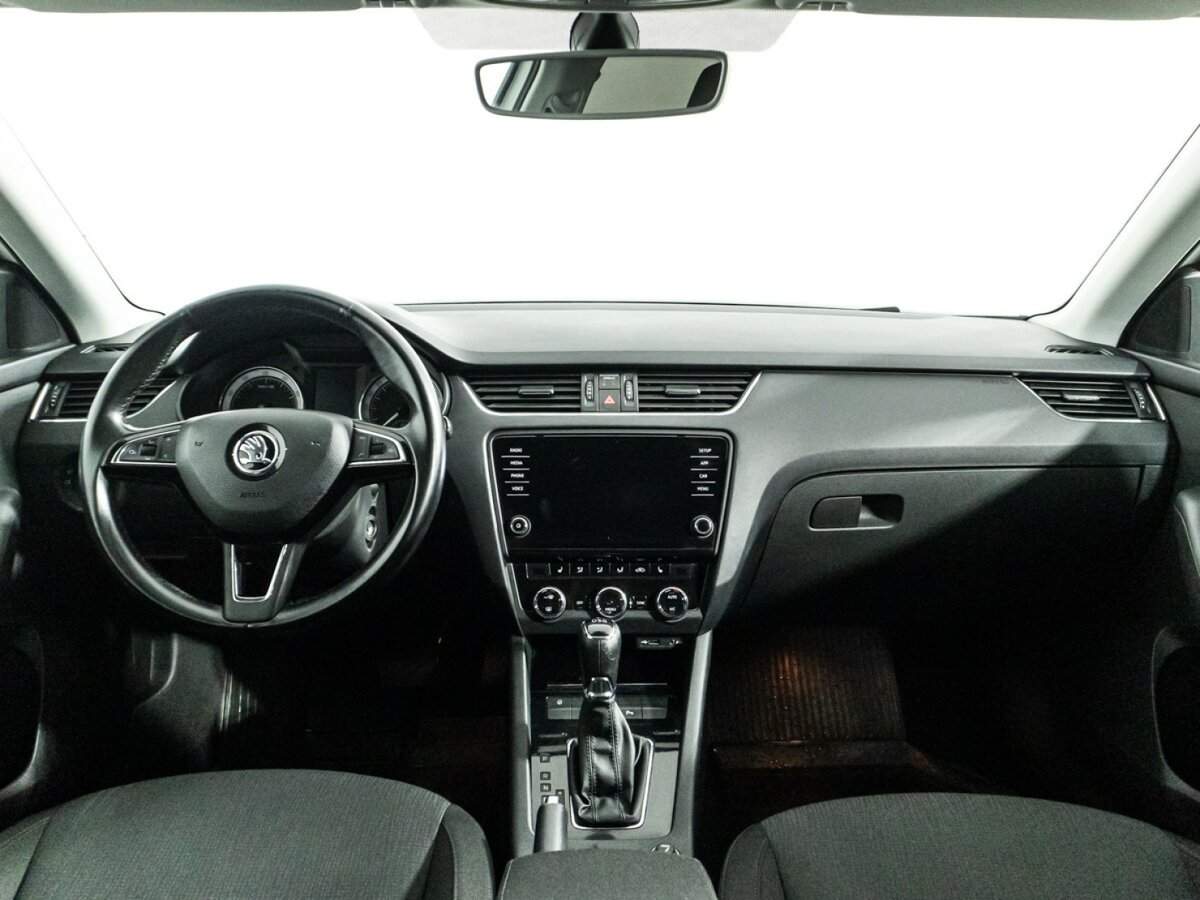 Skoda Octavia с пробегом — 2017 год. Фото: #12