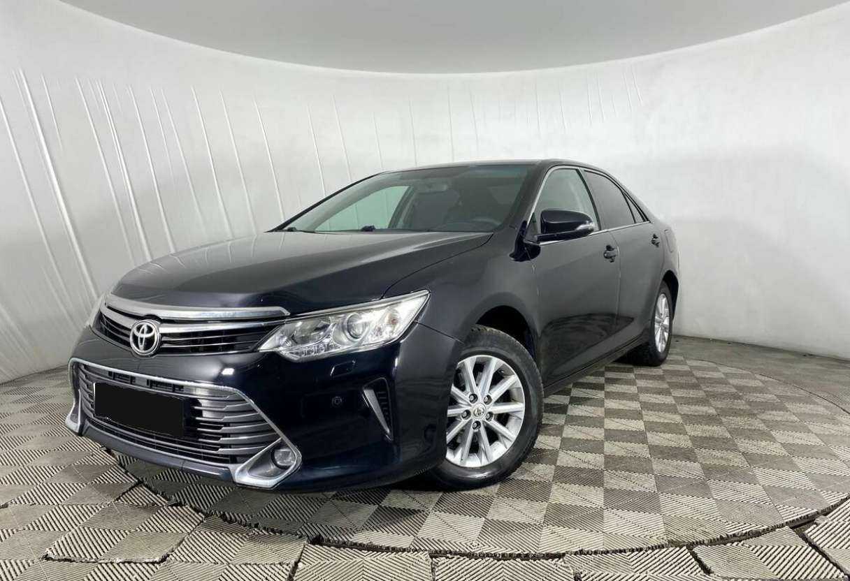 Toyota Camry с пробегом — 2017 год. Фото: #0
