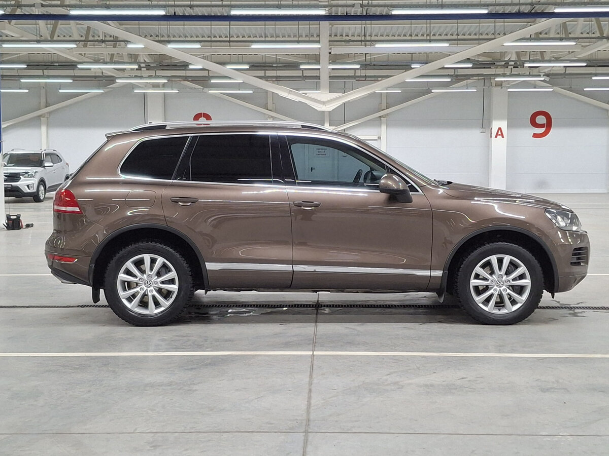 Volkswagen Touareg с пробегом — 2013 год. Фото: #3