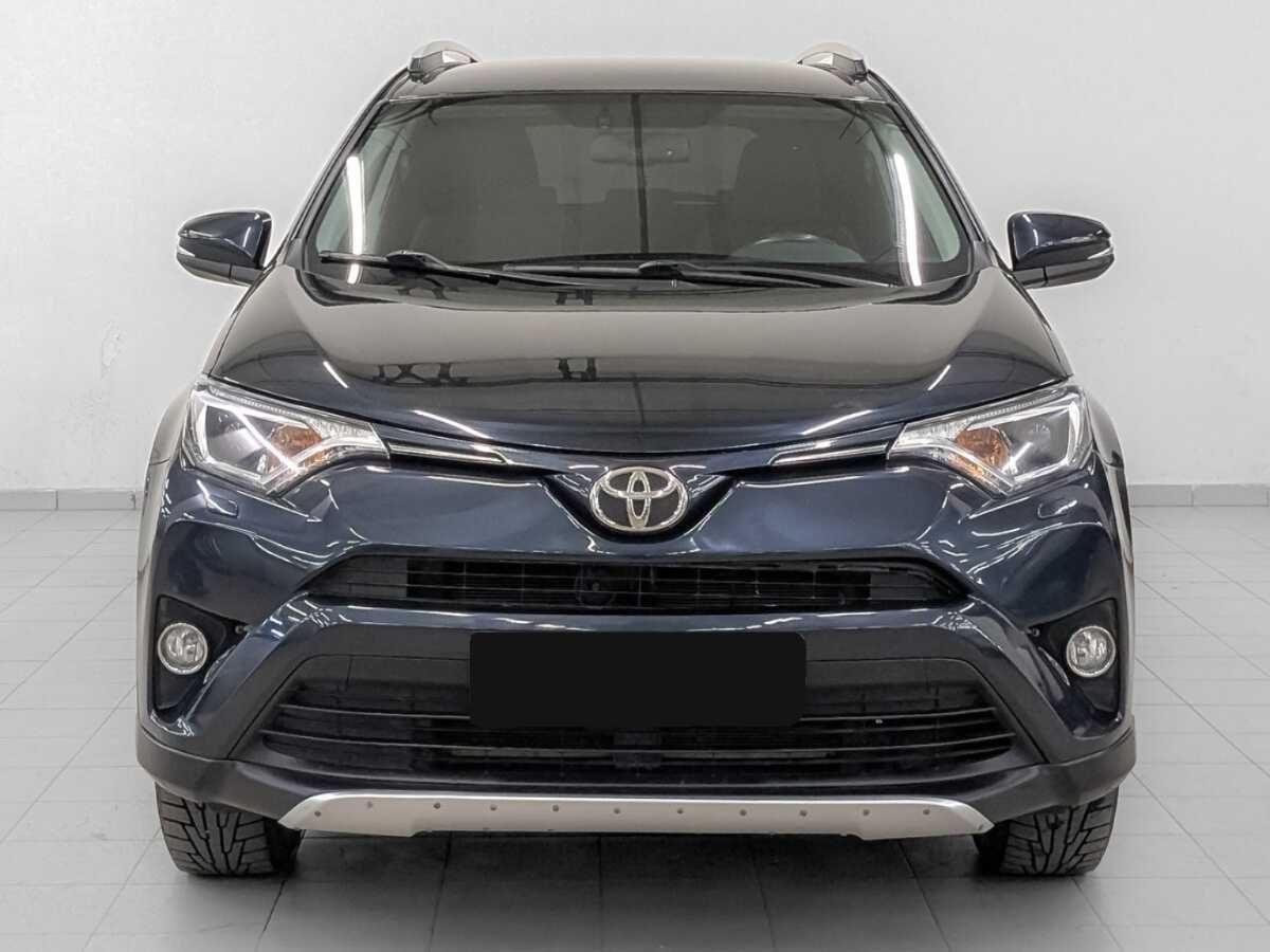 Toyota RAV4 с пробегом — 2017 год. Фото: #1