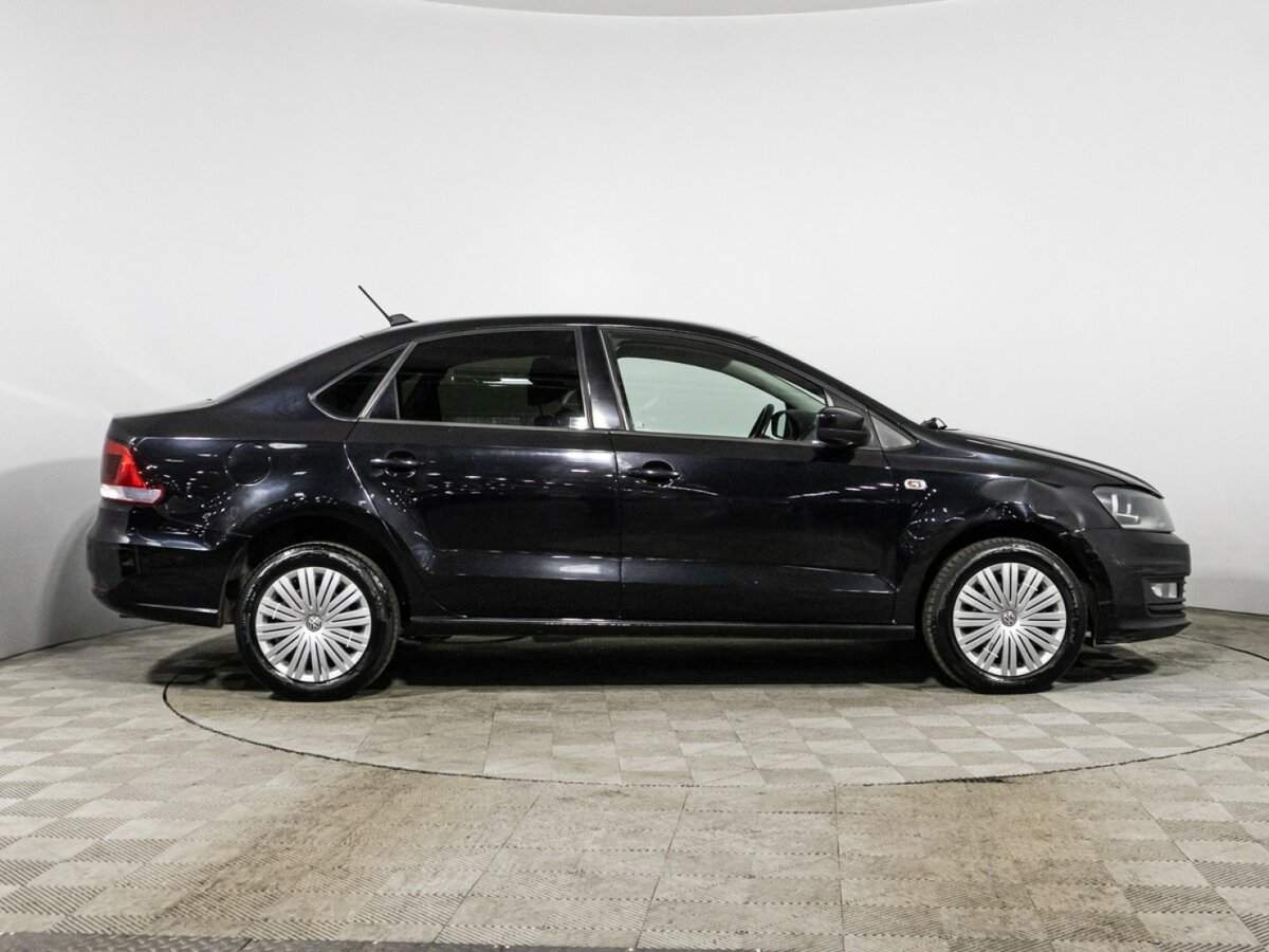 Volkswagen Polo с пробегом — 2017 год. Фото: #3