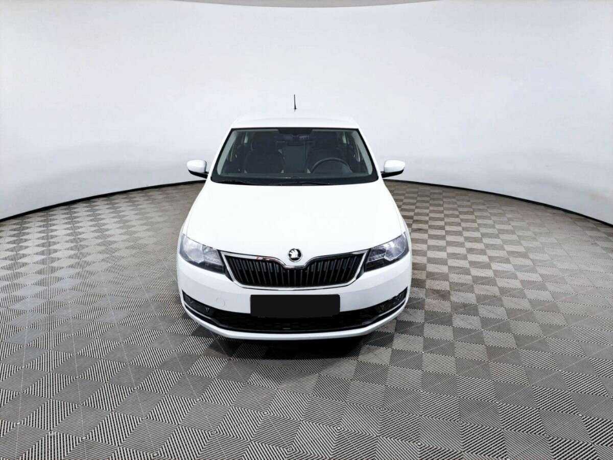 Skoda Rapid с пробегом — 2018 год. Посмотреть фото