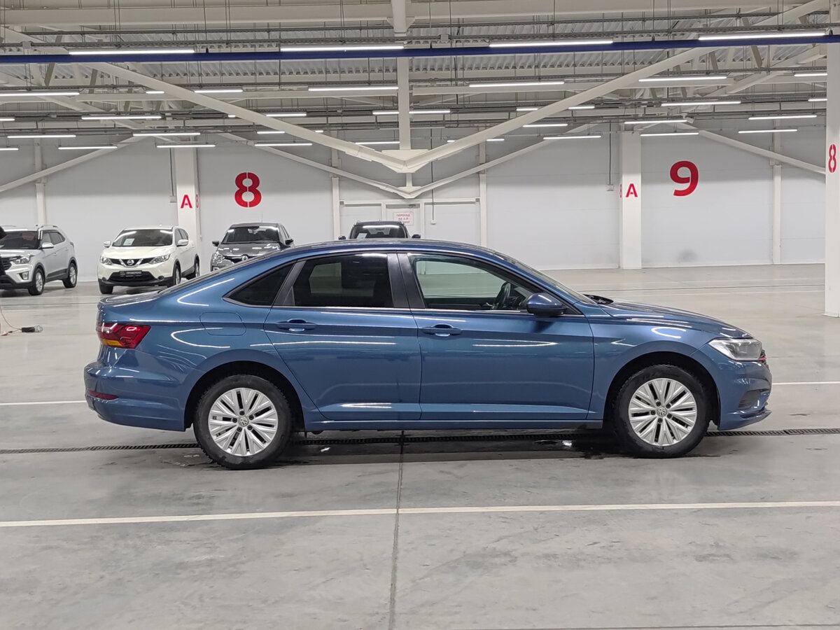 Volkswagen Jetta с пробегом — 2019 год. Фото: #3