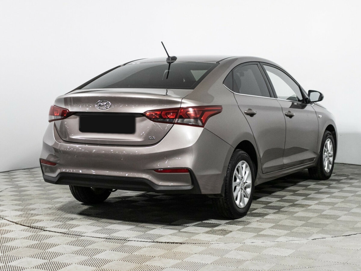 Hyundai Solaris с пробегом — 2018 год. Фото: #4