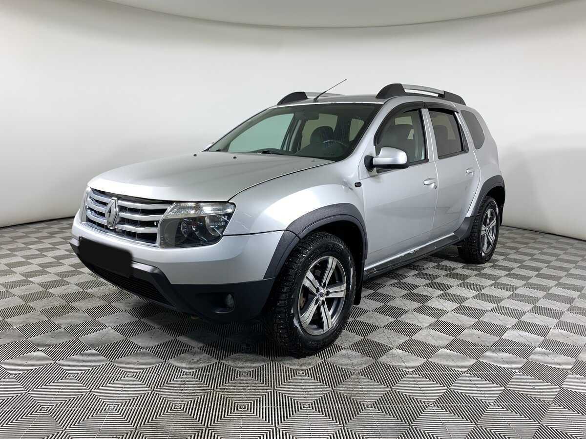 Renault Duster с пробегом — 2012 год. Посмотреть фото