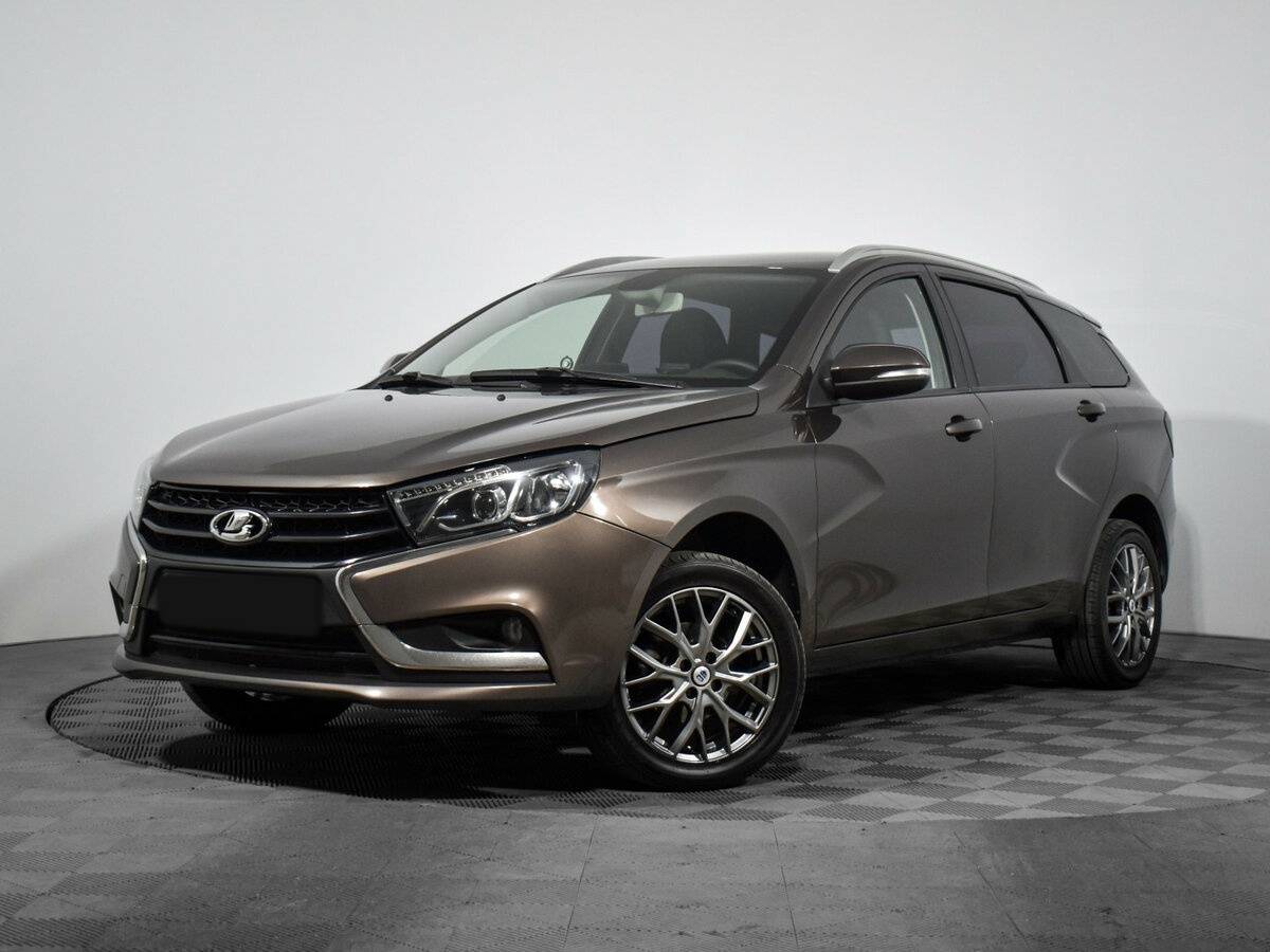 Lada (ВАЗ) Vesta с пробегом — 2018 год. Посмотреть фото