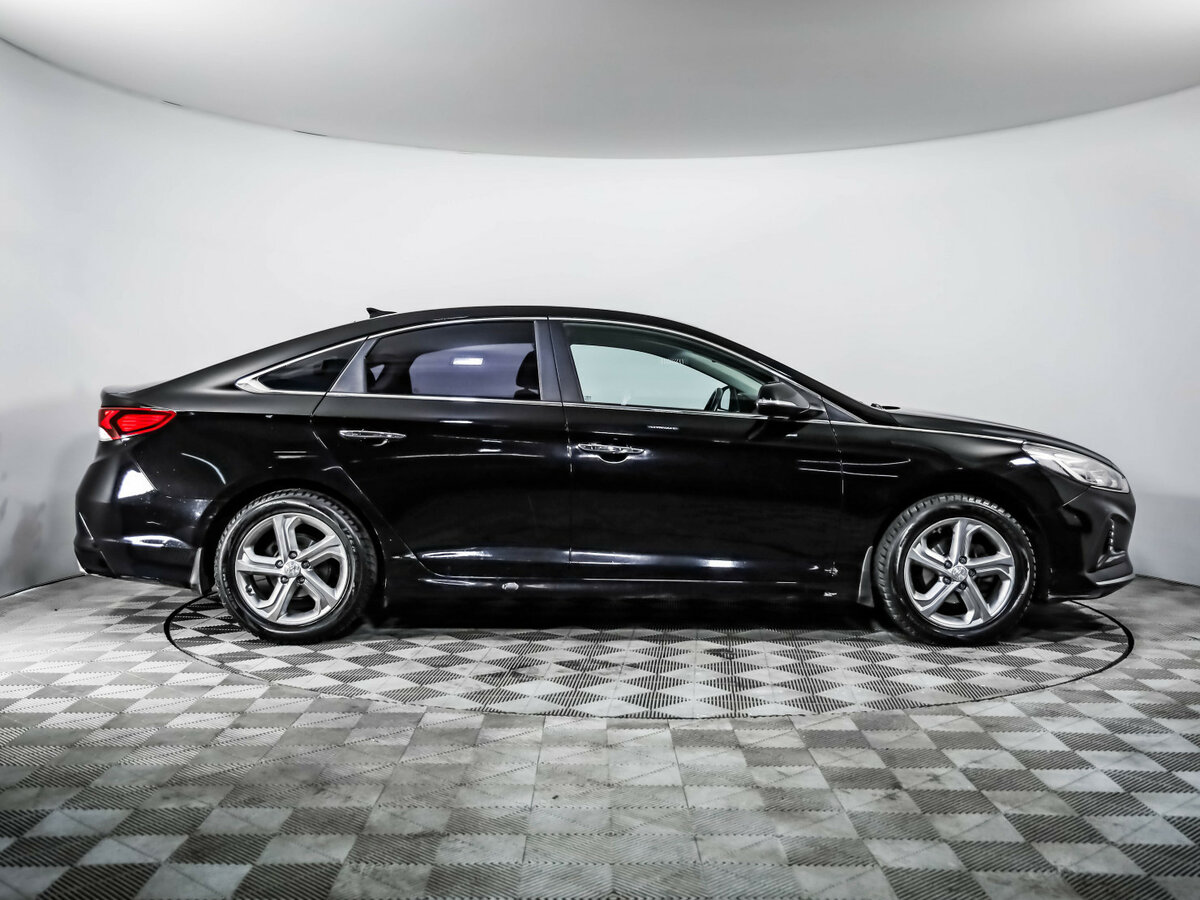 Hyundai Sonata с пробегом — 2019 год. Фото: #3
