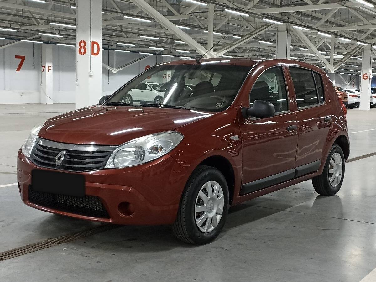 Renault Sandero с пробегом — 2013 год. Посмотреть фото