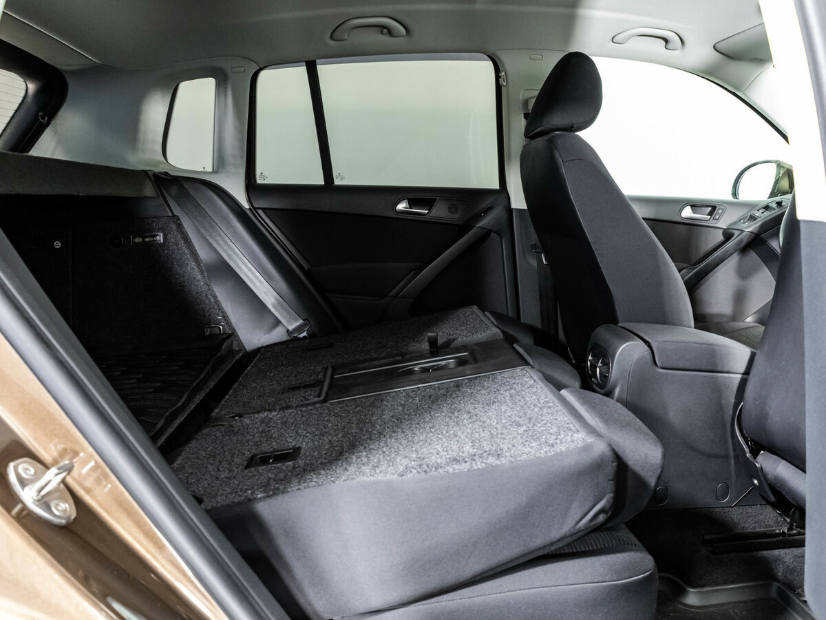 Volkswagen Tiguan с пробегом — 2014 год. Фото: #17