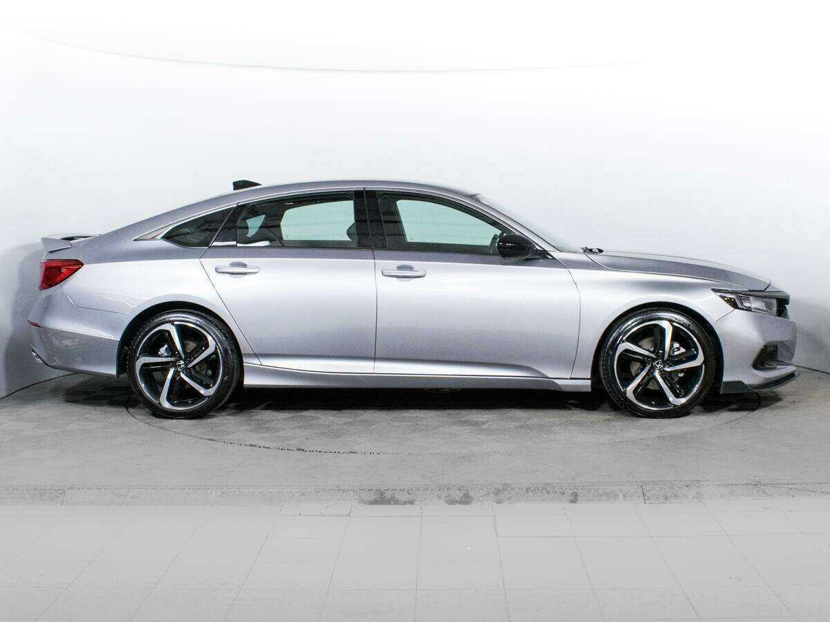 Honda Accord с пробегом — 2022 год. Фото: #3