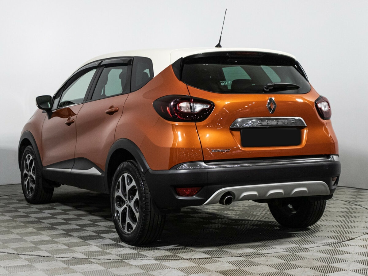 Renault Kaptur с пробегом — 2017 год. Фото: #6