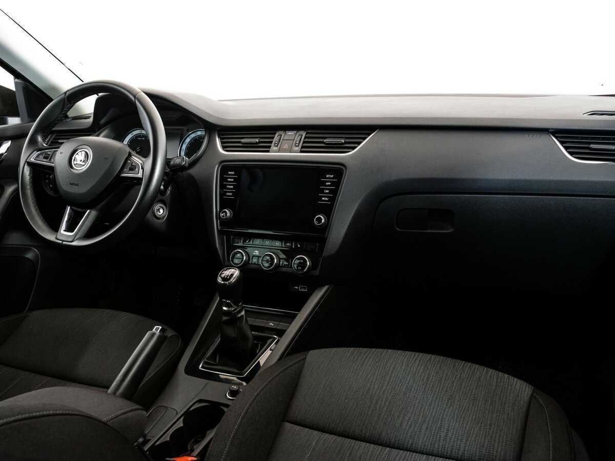 Skoda Octavia с пробегом — 2018 год. Фото: #6