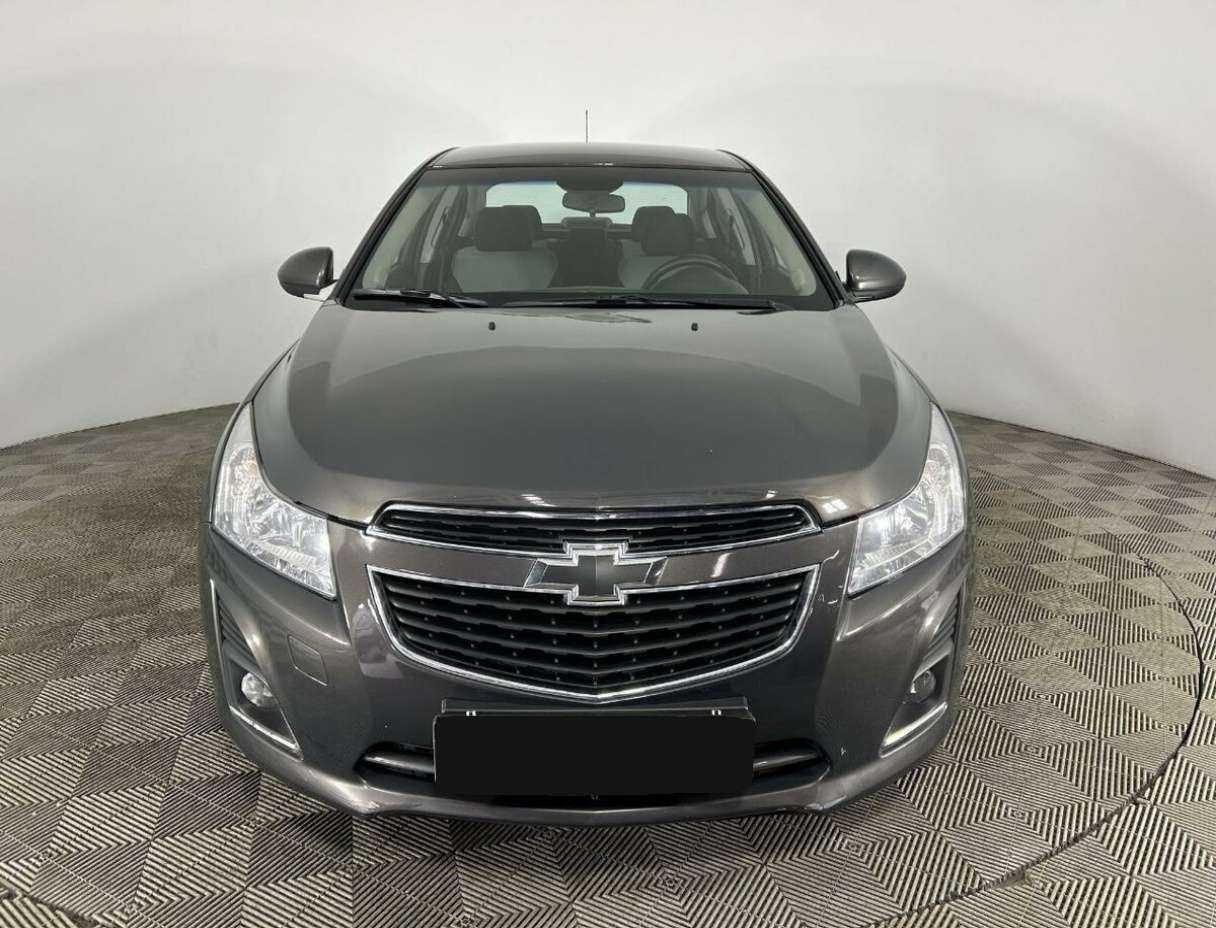 Chevrolet Cruze с пробегом — 2013 год. Фото: #1