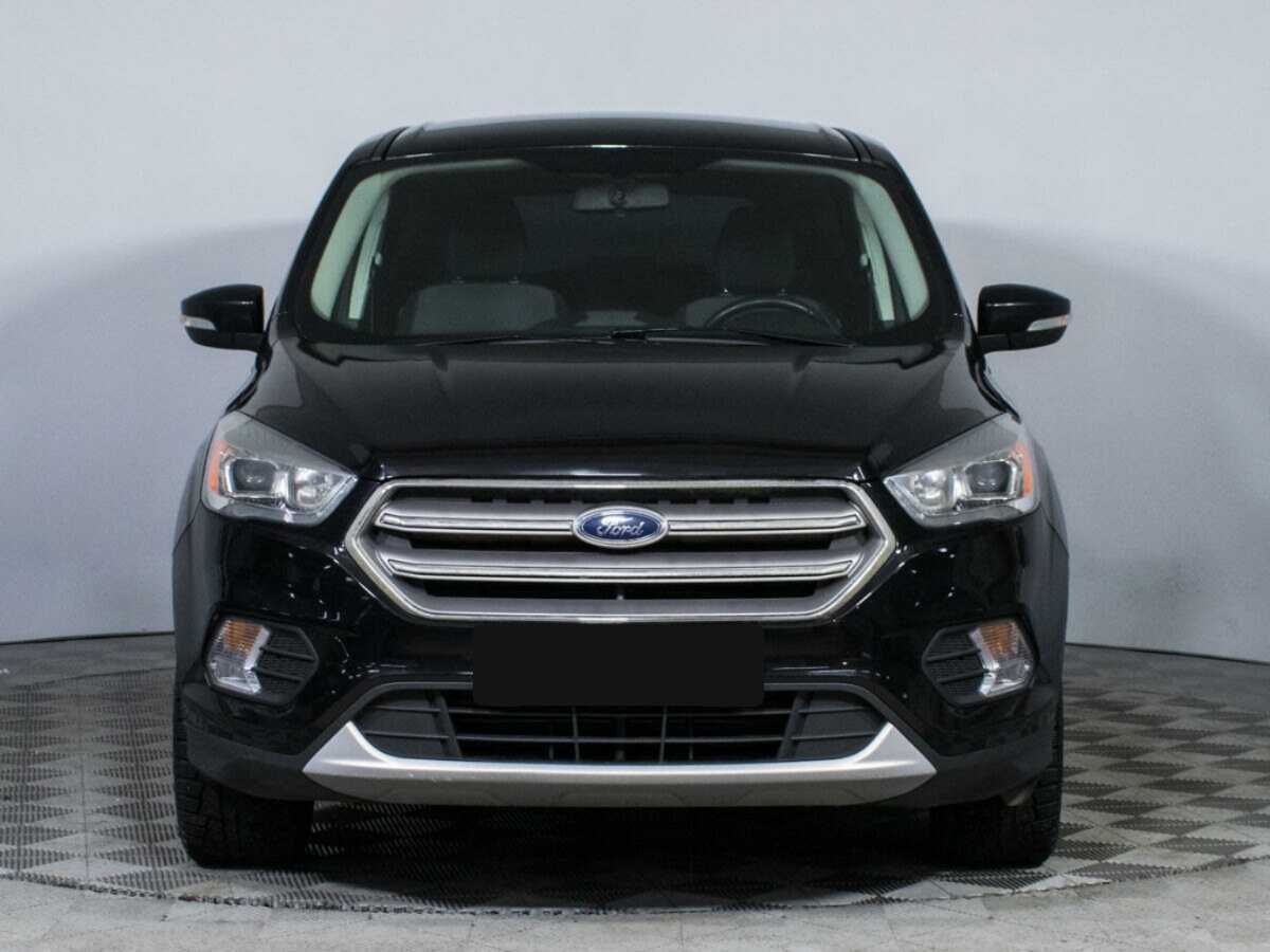 Ford Kuga с пробегом — 2017 год. Фото: #1