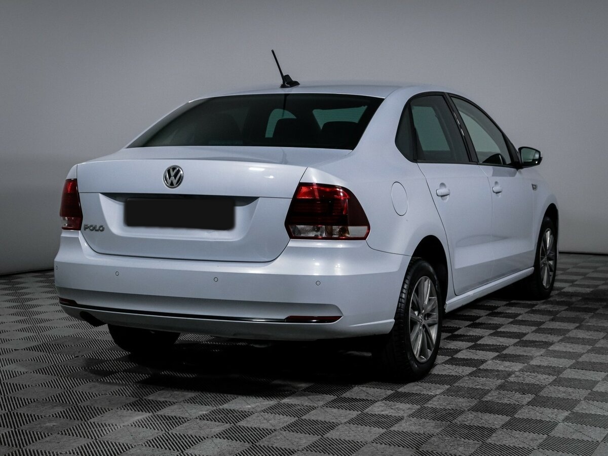 Volkswagen Polo с пробегом — 2019 год. Фото: #3