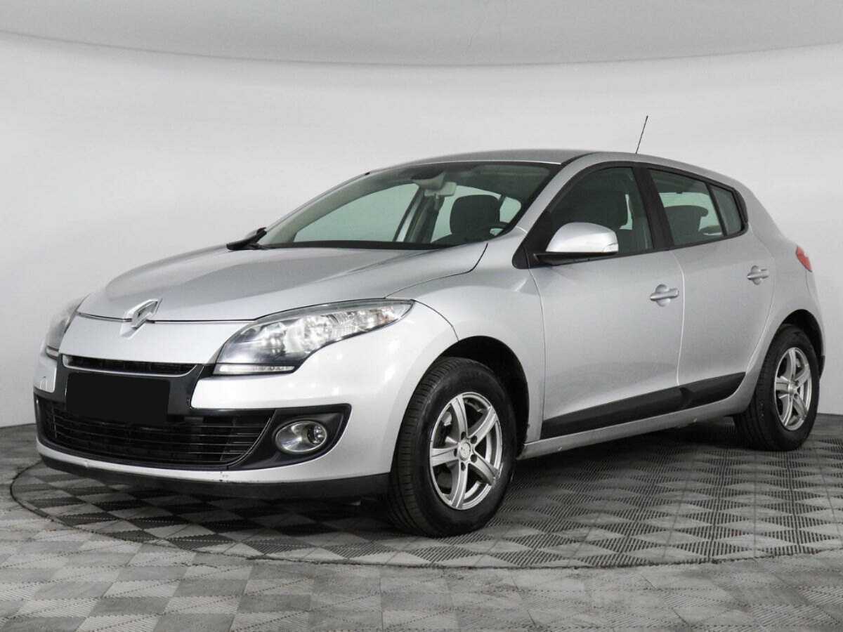Renault Megane с пробегом — 2012 год. Фото: #0