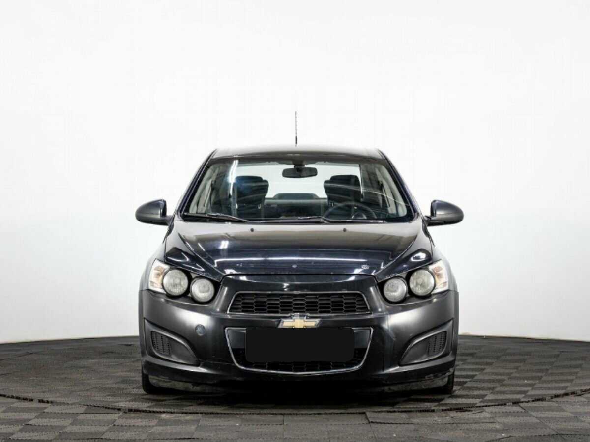 Chevrolet Aveo с пробегом — 2012 год. Фото: #1