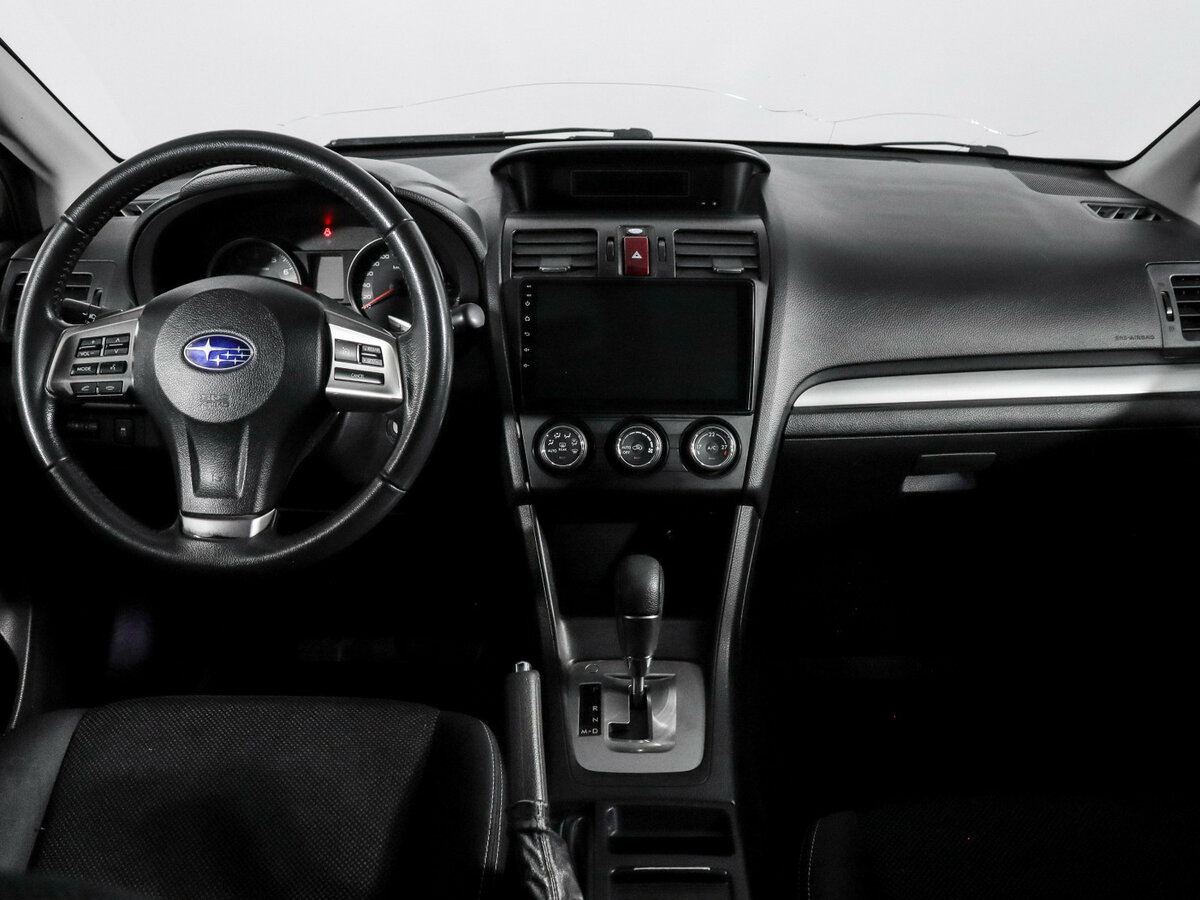 Subaru XV с пробегом — 2014 год. Фото: #11
