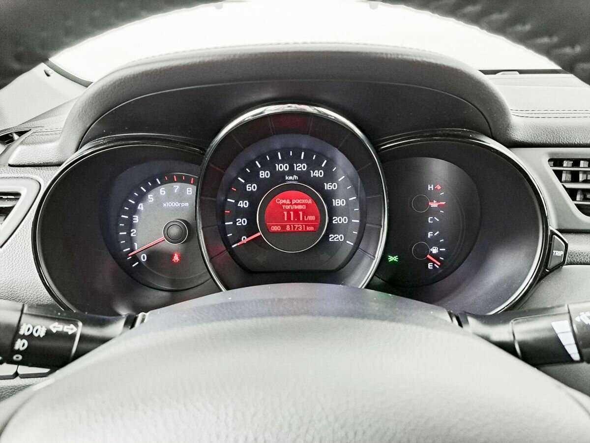 Kia Rio с пробегом — 2013 год. Фото: #10