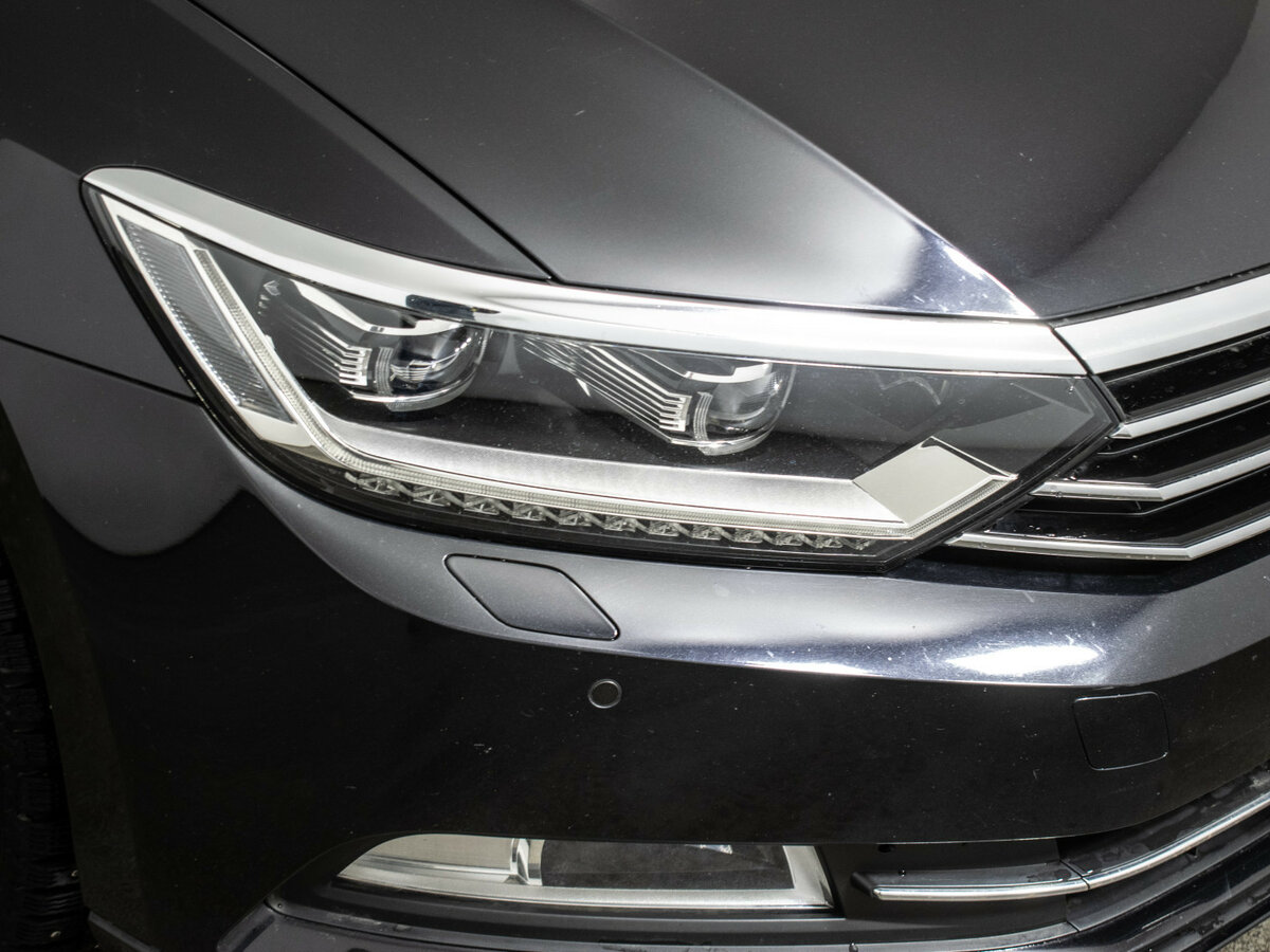 Volkswagen Passat с пробегом — 2017 год. Фото: #14