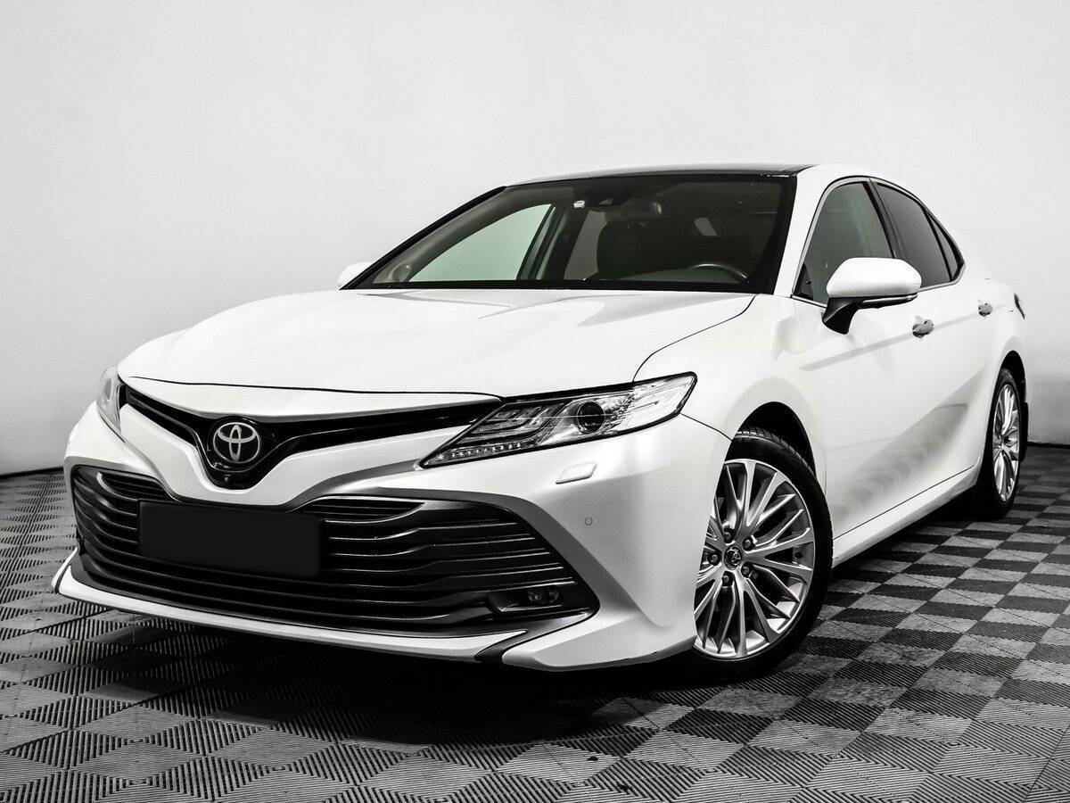 Toyota Camry с пробегом — 2019 год. Фото: #0