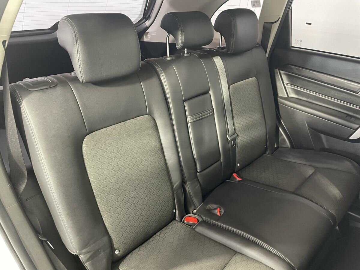 Chevrolet Captiva с пробегом — 2014 год. Фото: #14