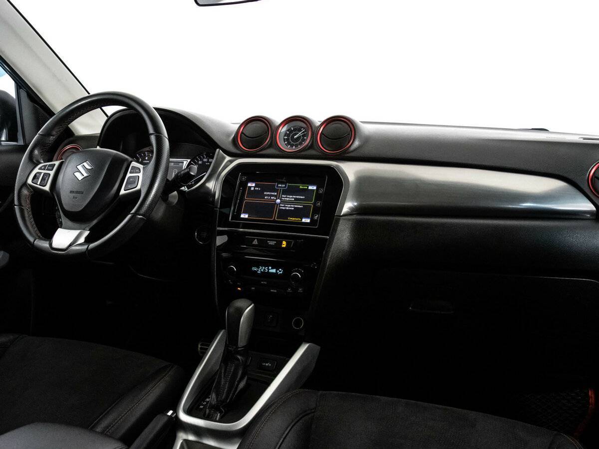 Suzuki Vitara с пробегом — 2016 год. Фото: #6