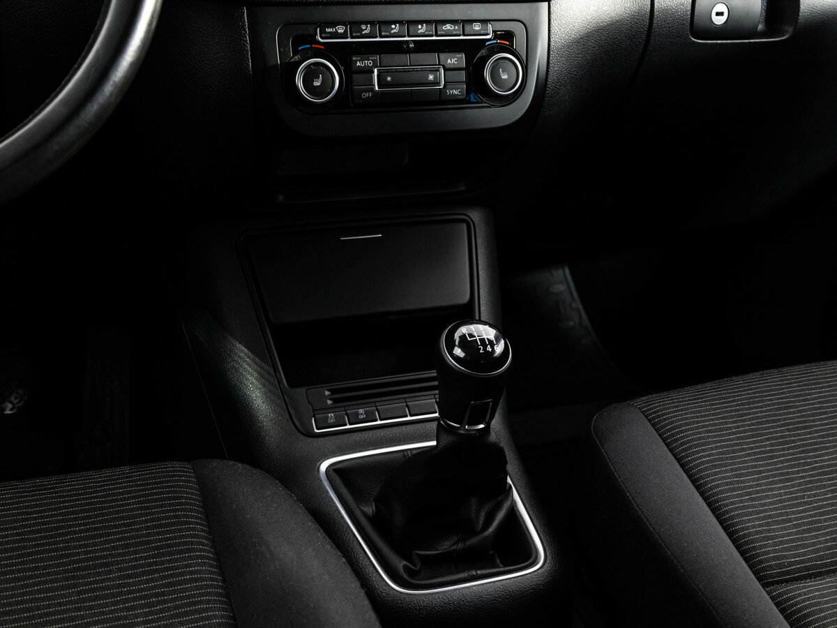 Volkswagen Tiguan с пробегом — 2014 год. Фото: #8