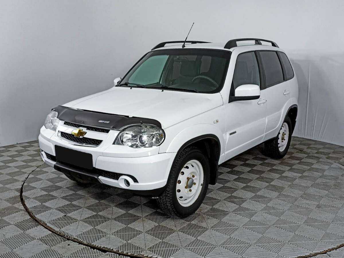 Chevrolet Niva с пробегом — 2016 год. Фото: #0