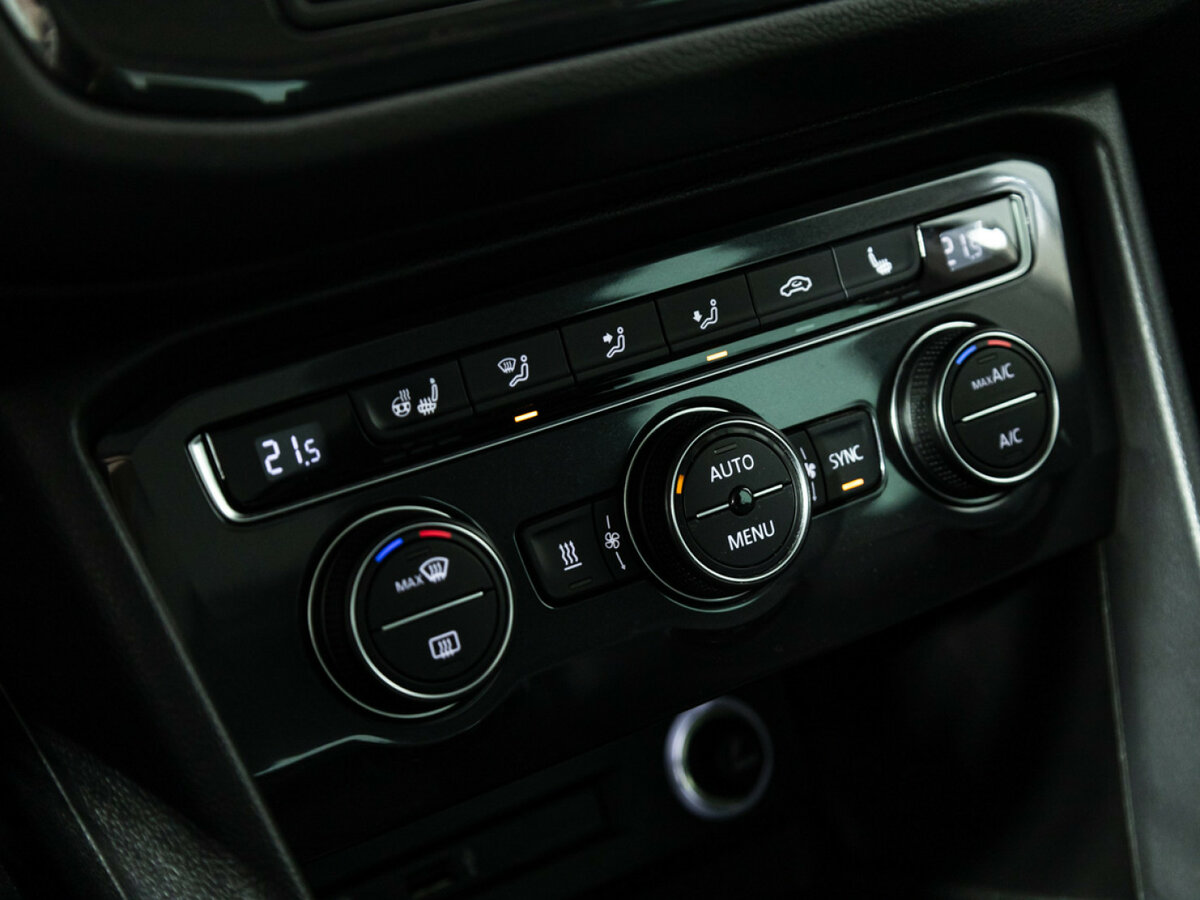 Volkswagen Tiguan с пробегом — 2017 год. Фото: #18