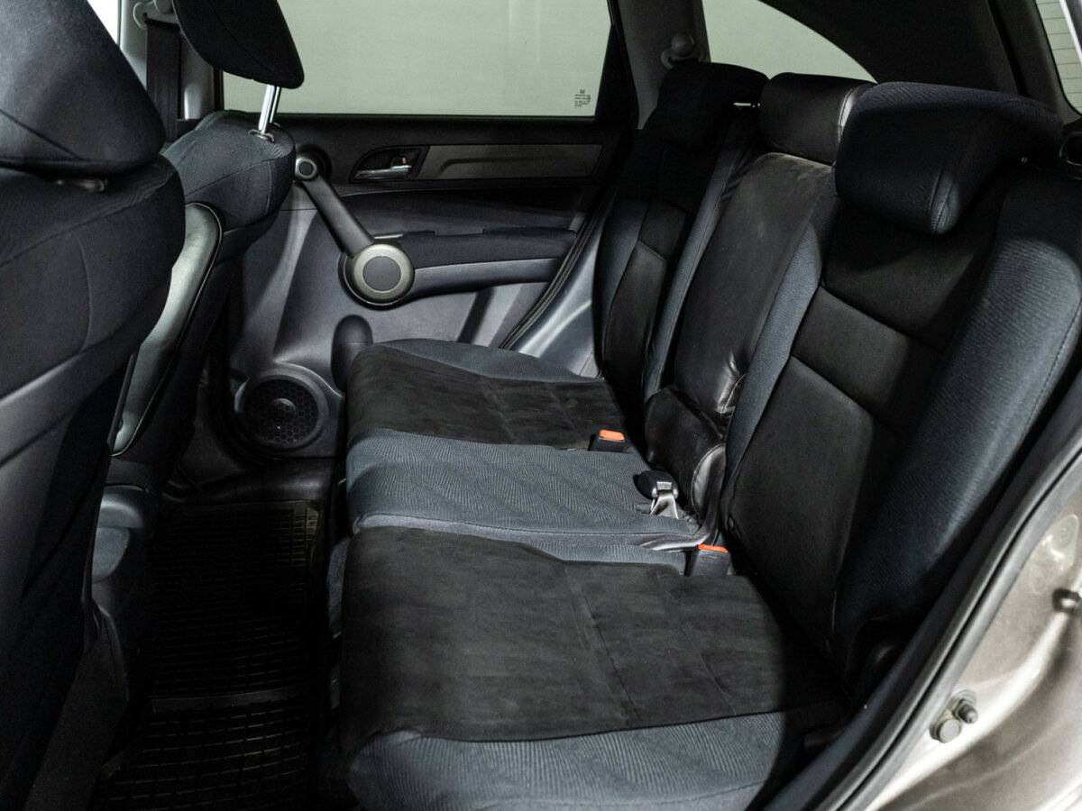 Honda CR-V с пробегом — 2012 год. Фото: #9