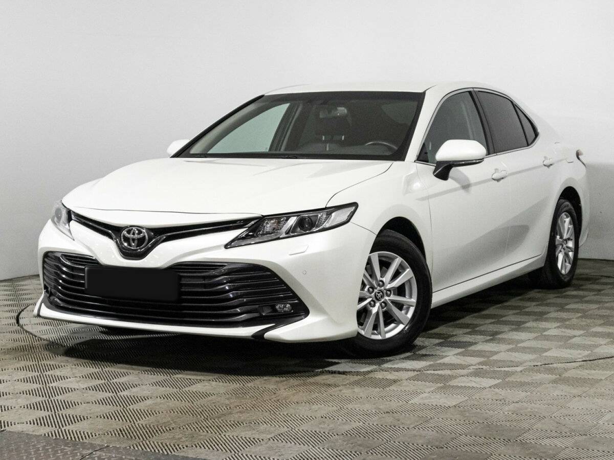 Toyota Camry с пробегом — 2020 год. Фото: #0