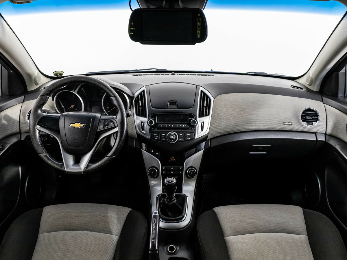 Chevrolet Cruze с пробегом — 2013 год. Фото: #7