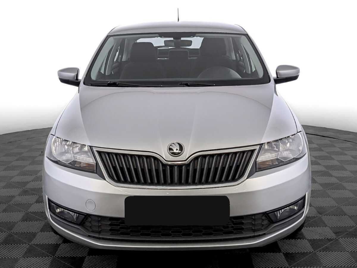 Skoda Rapid с пробегом — 2018 год. Фото: #1