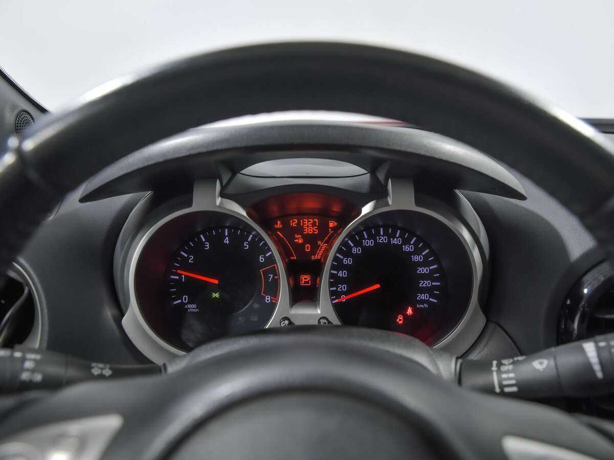 Nissan Juke с пробегом — 2012 год. Фото: #6
