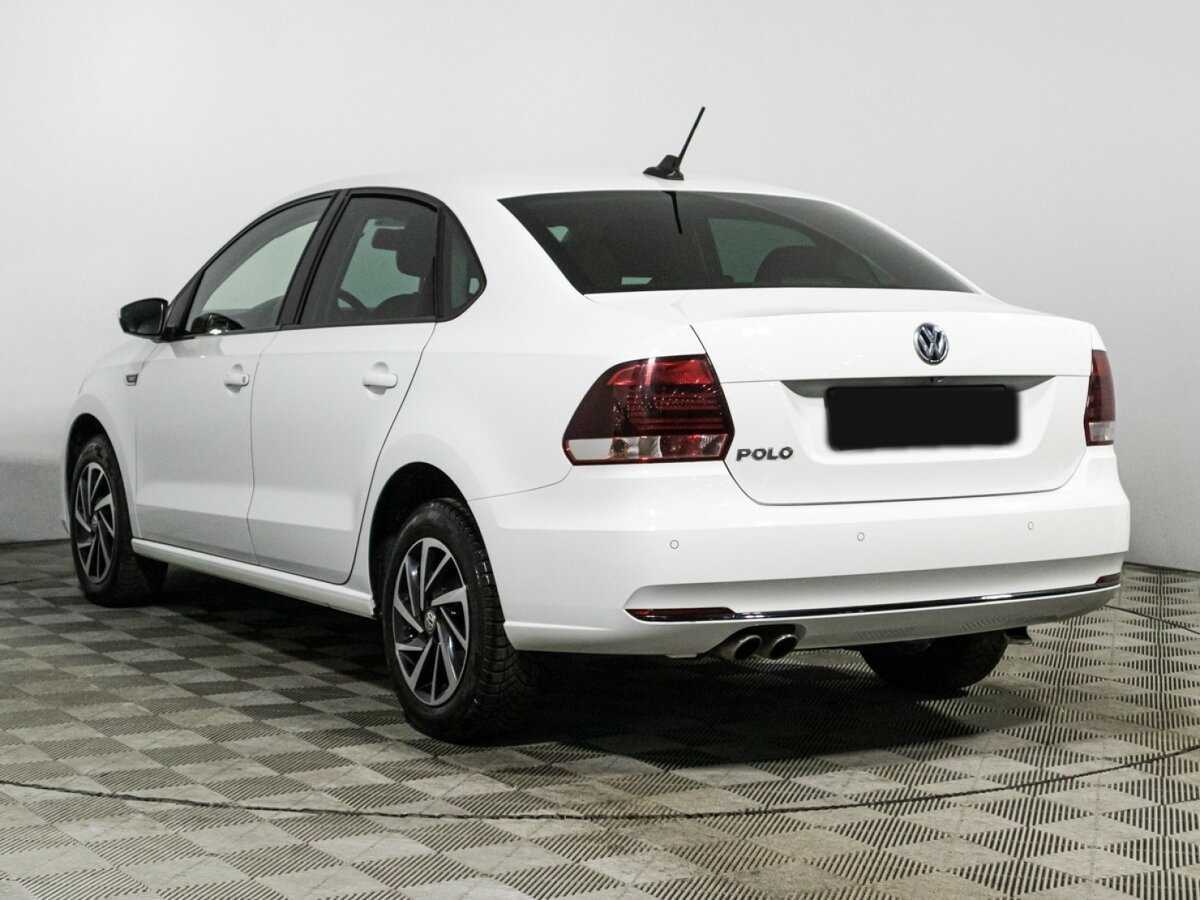 Volkswagen Polo с пробегом — 2018 год. Фото: #6