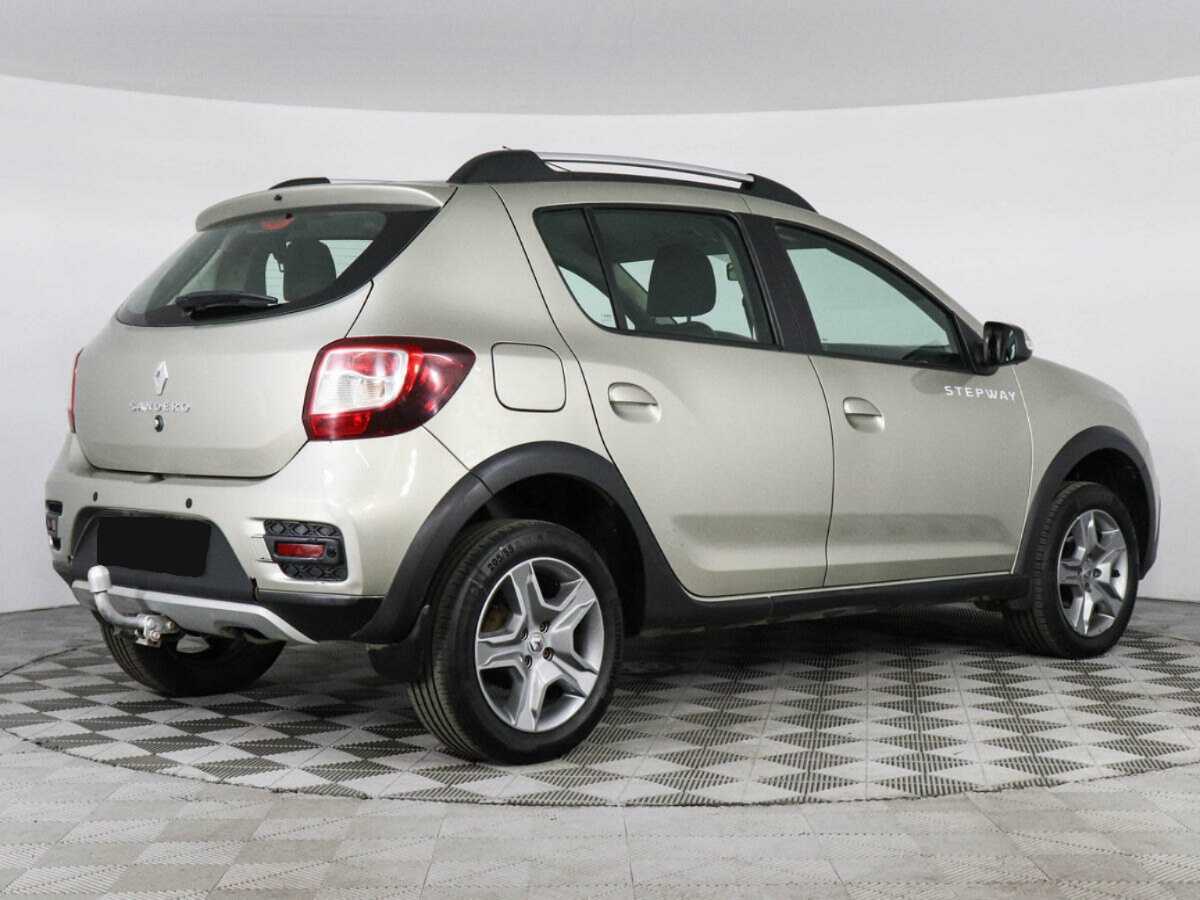 Renault Sandero с пробегом — 2019 год. Фото: #4