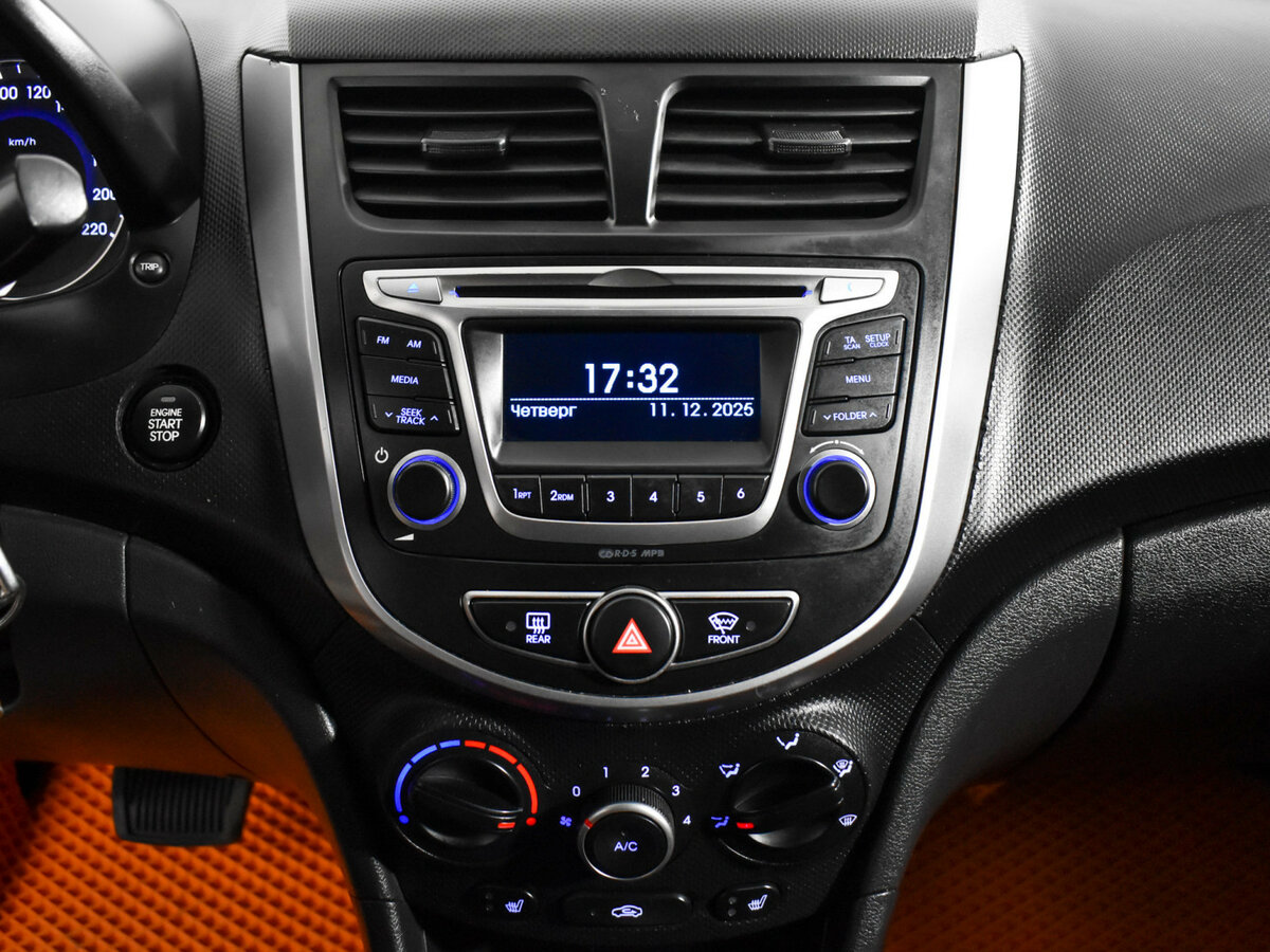 Hyundai Solaris с пробегом — 2016 год. Фото: #15