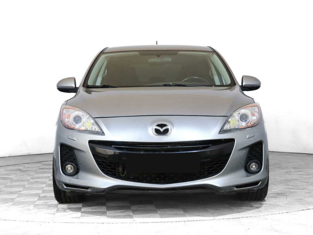 Mazda 3 с пробегом — 2012 год. Фото: #0