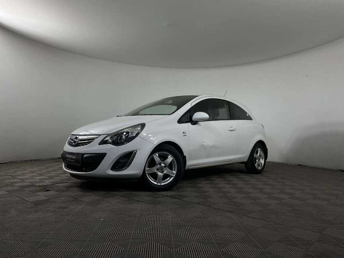 Opel Corsa с пробегом — 2013 год. Фото: #0