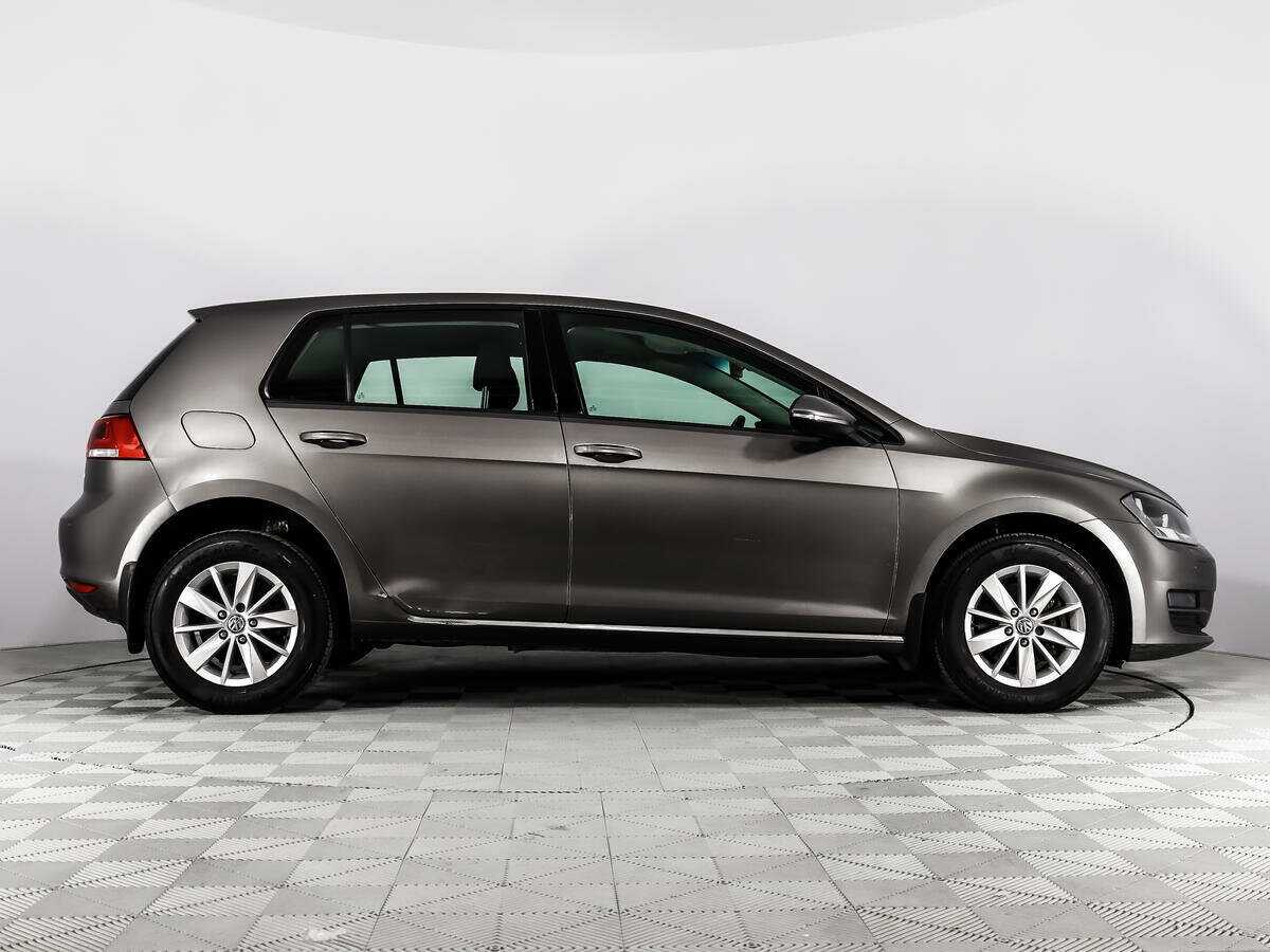 Volkswagen Golf с пробегом — 2013 год. Фото: #3