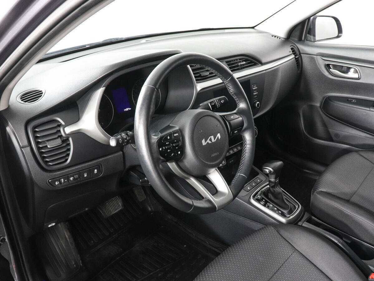 Kia Rio с пробегом — 2022 год. Фото: #8