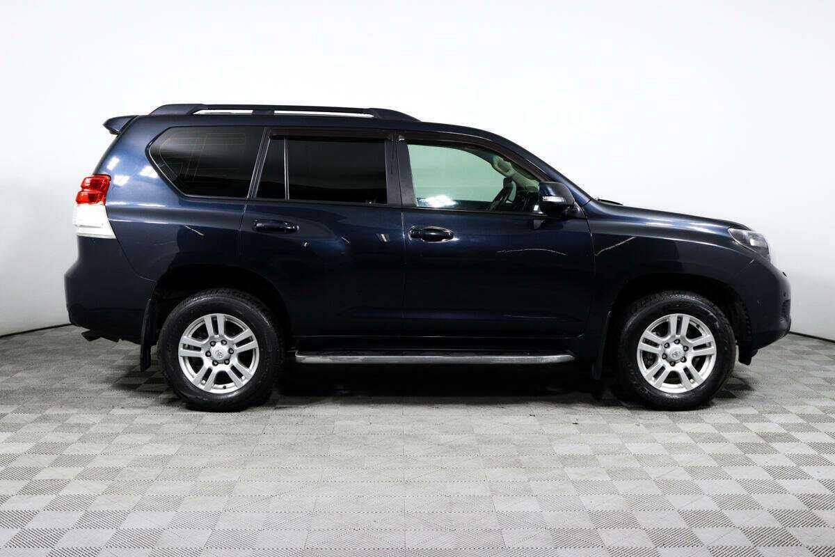 Toyota Land Cruiser Prado с пробегом — 2012 год. Фото: #2