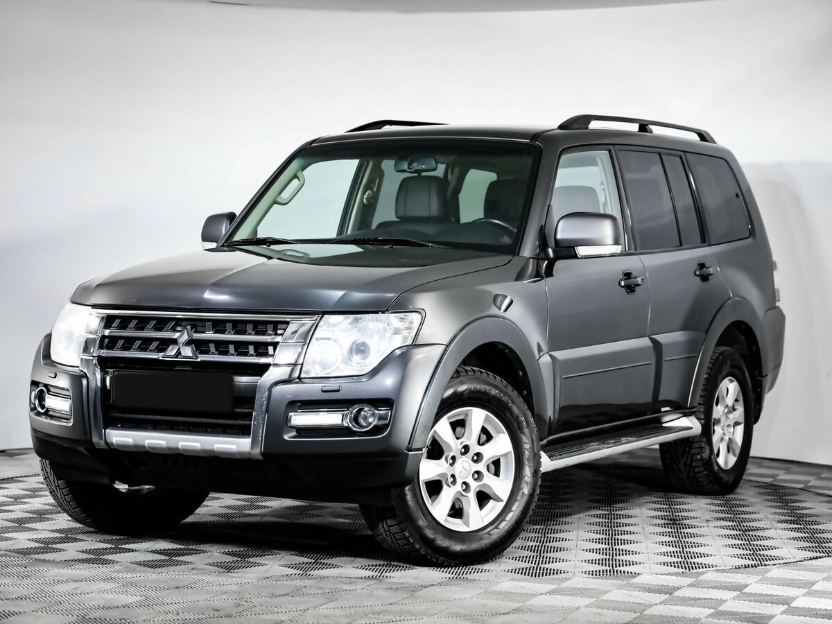Mitsubishi Pajero с пробегом — 2015 год. Фото: #0