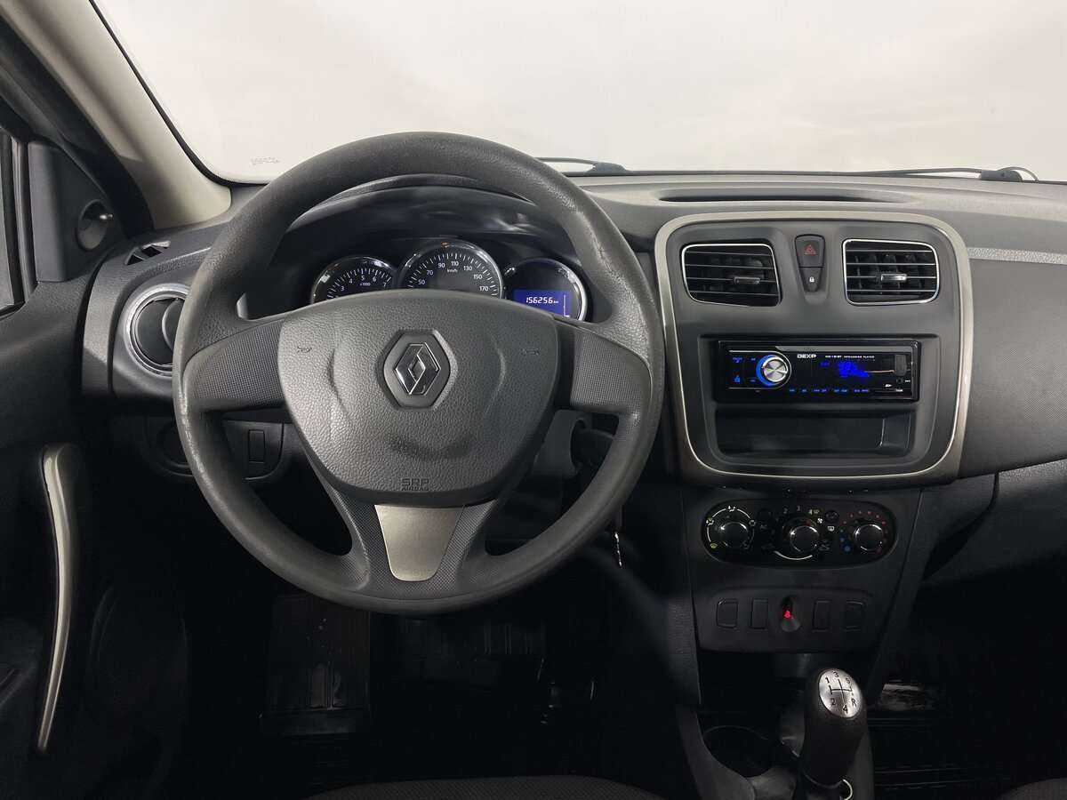 Renault Logan с пробегом — 2014 год. Фото: #13