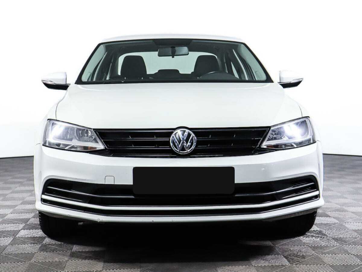 Volkswagen Jetta с пробегом — 2016 год. Фото: #0