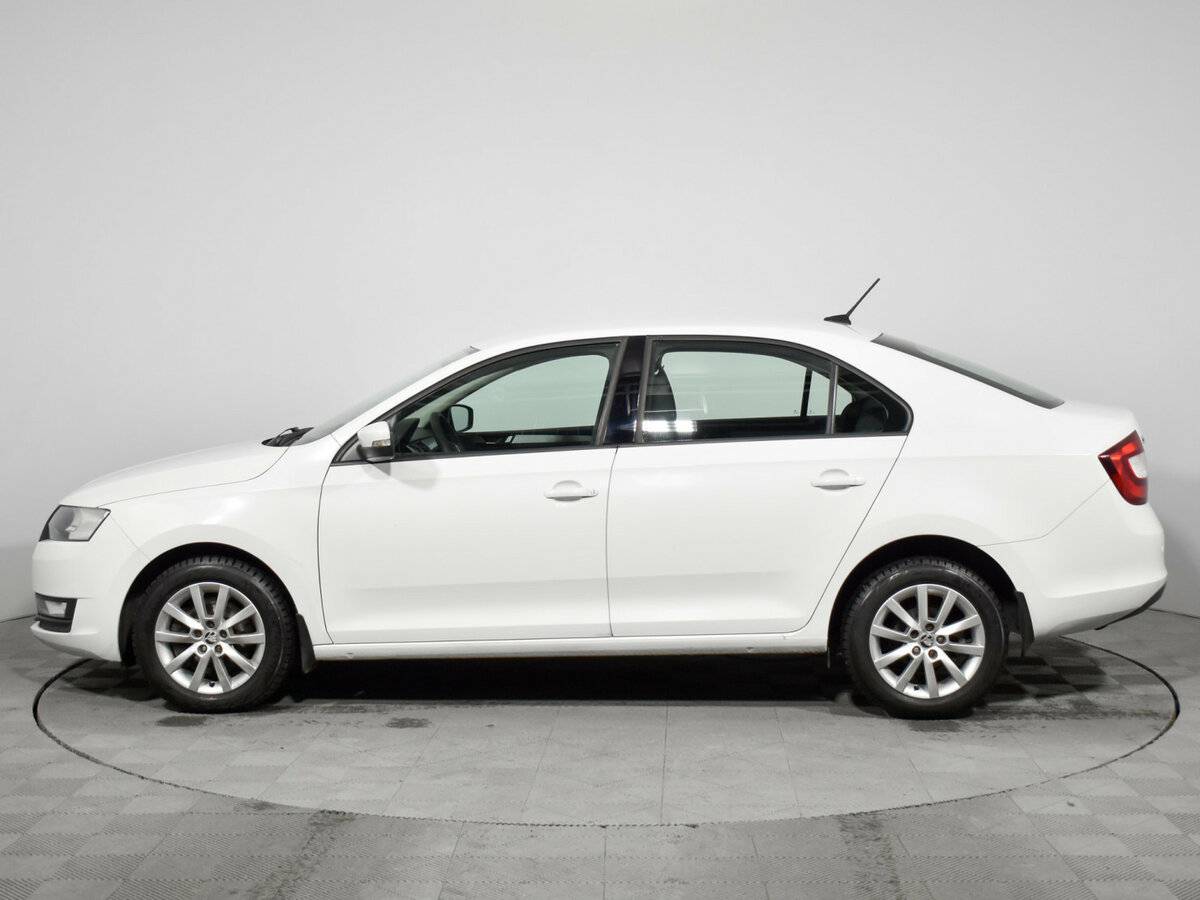 Skoda Rapid с пробегом — 2018 год. Фото: #7
