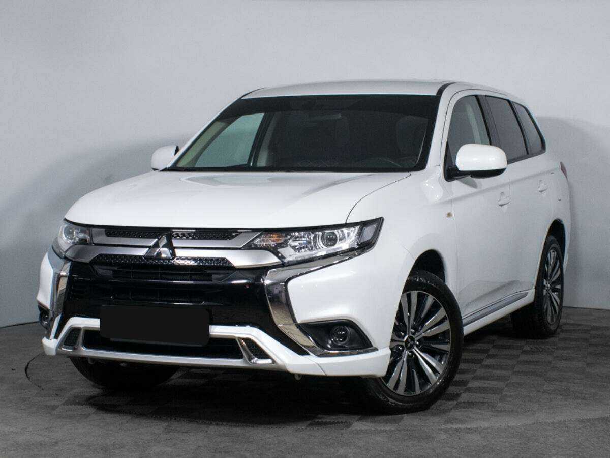 Mitsubishi Outlander с пробегом — 2022 год. Посмотреть фото
