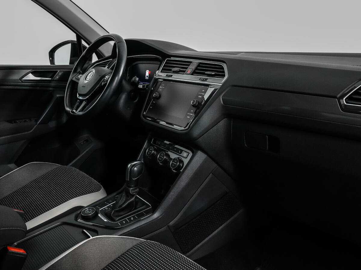 Volkswagen Tiguan с пробегом — 2019 год. Фото: #12